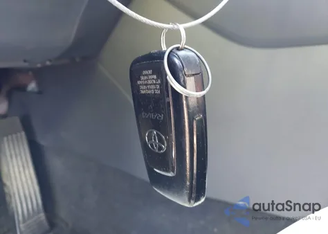 2020 Toyota Rav4 Xle/Xle Premium z USA, uszkodzony, nr VIN 2T3W1RFV6LC071879